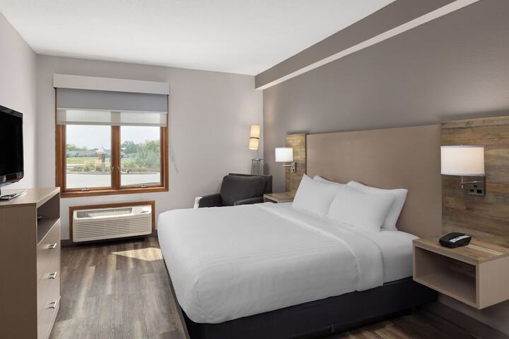 Links Bos Landen Hotel & Spa of Pella Trademark by Wyndham