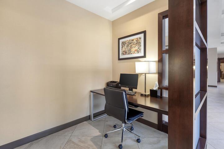Best Western Plus Edmonton Airport