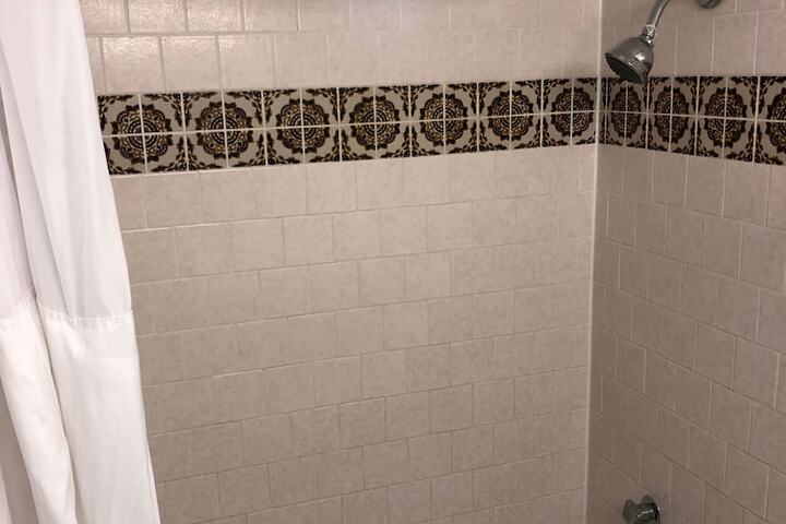 Room 20 of 26