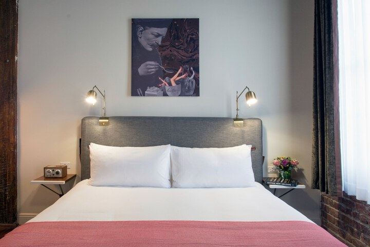 The Old No. 77 Hotel & Chandlery
