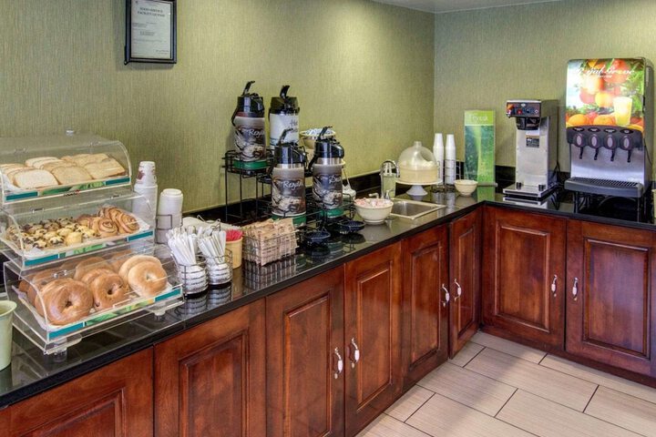 Breakfast/Coffee Service 16 of 17