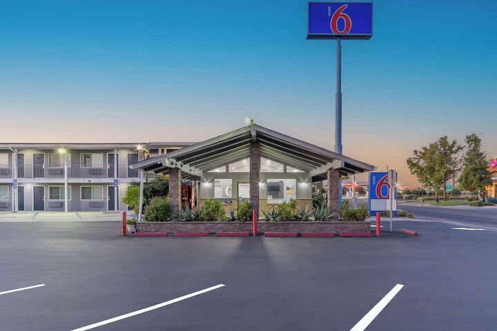 Motel 6 Willows CA