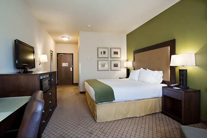 Room 25 of 67