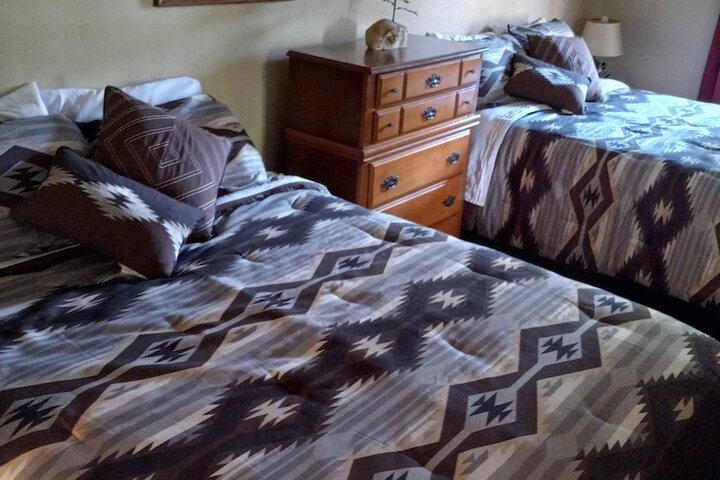 Room 18 of 25
