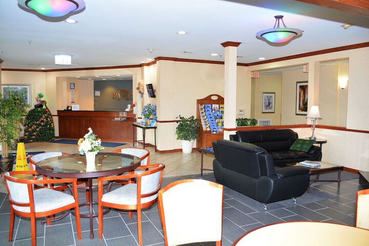 Baymont by Wyndham Waterford / Burlington WI