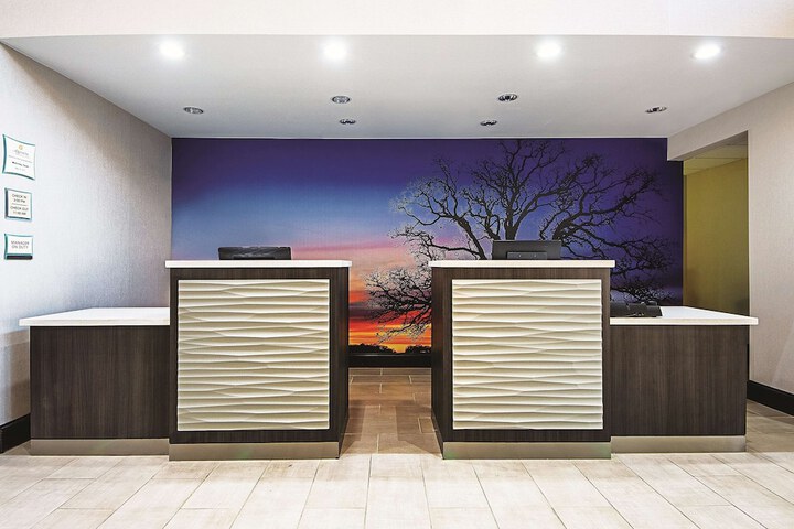 La Quinta Inn & Suites by Wyndham McKinney
