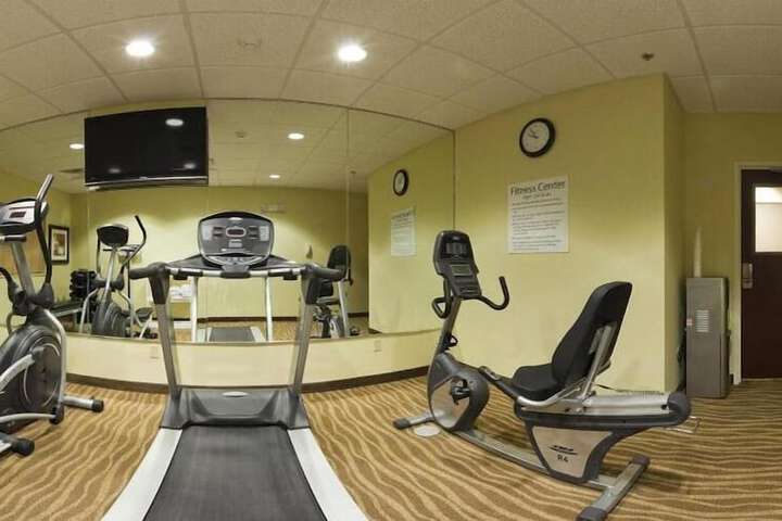 Holiday Inn Express Hotel & Suites FLORENCE NORTHEAST by IHG