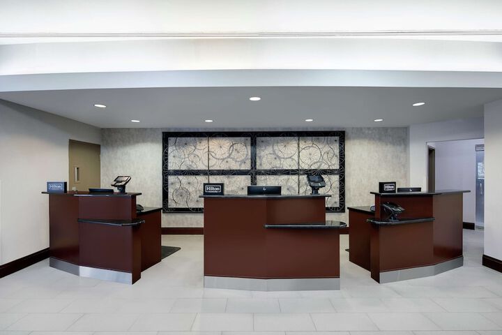 Embassy Suites by Hilton Detroit Troy Auburn Hills