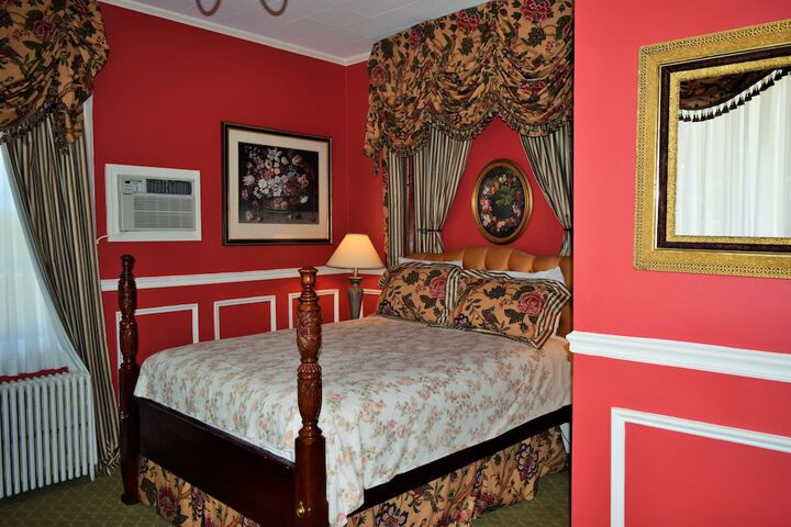 Room 44 of 51