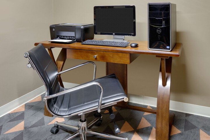 Business Center 16 of 16