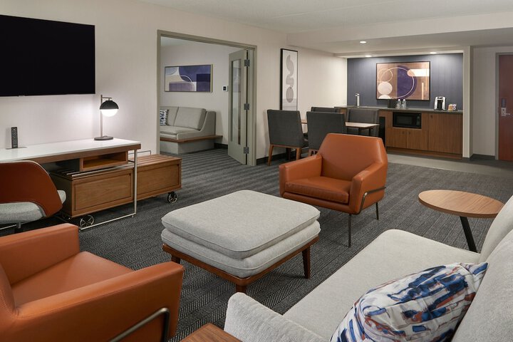 Room 17 of 31