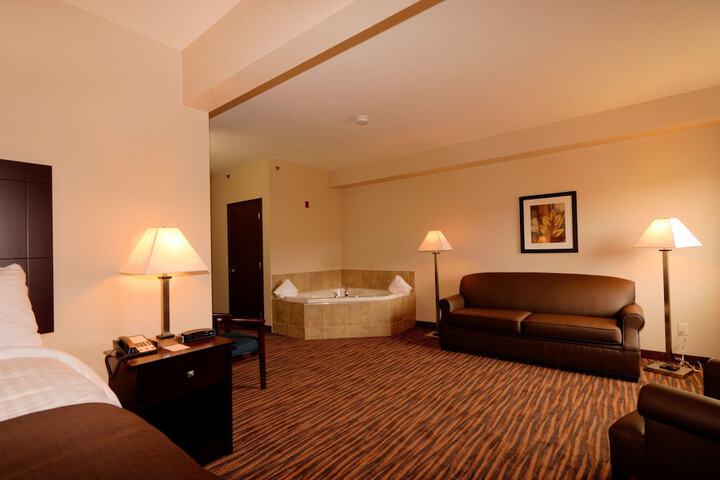 Room 73 of 94