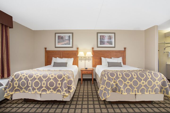 Room 4 of 26
