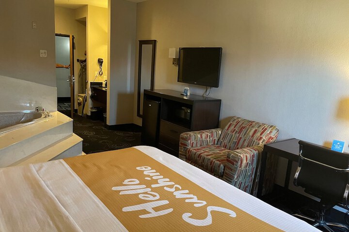 Days Inn by Wyndham Mesquite Rodeo TX