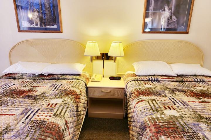 Gray Wolf Lodge