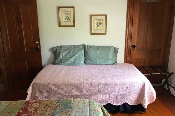 Room 27 of 47
