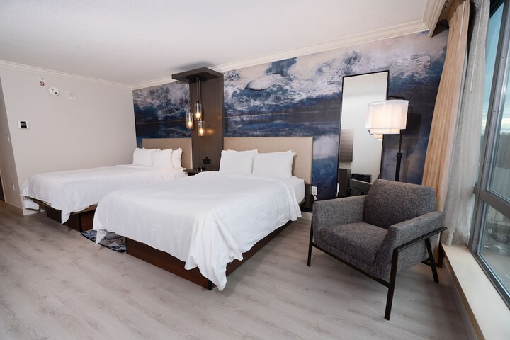Room 17 of 44