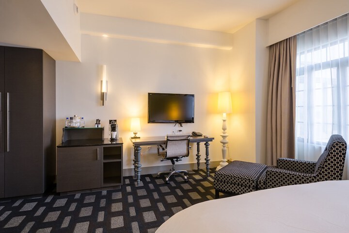 The Padre Hotel