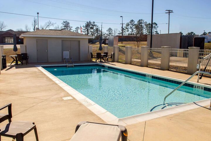 Sleep Inn & Suites Evergreen I-65