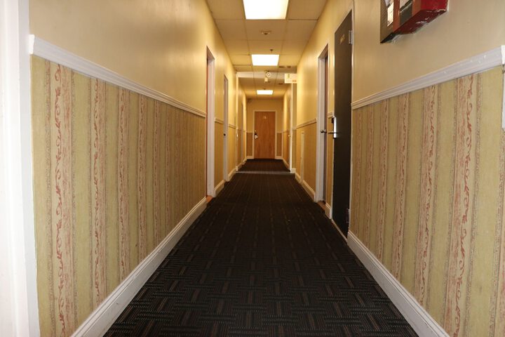 Ballroom/Hall 60 of 82