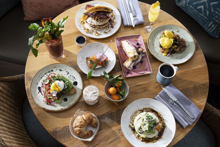 Breakfast/Coffee Service 50 of 60