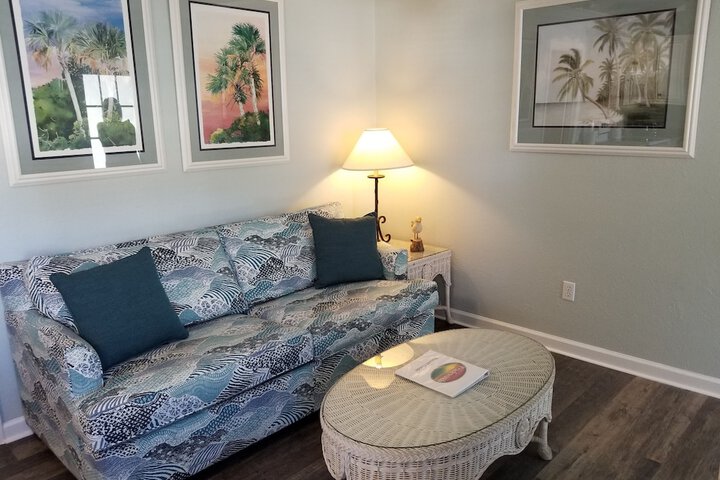 Tradewinds Beach Resort