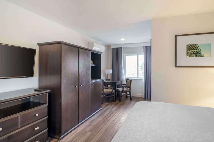 Room 14 of 38