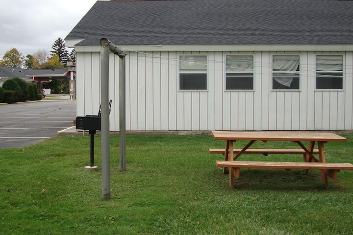 Property Grounds 42 of 42