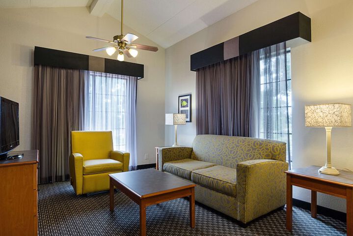 Room 9 of 27