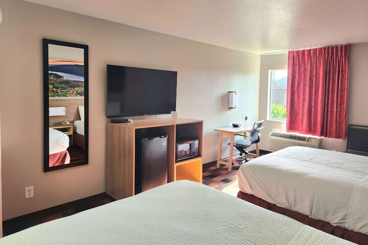 Room 16 of 42