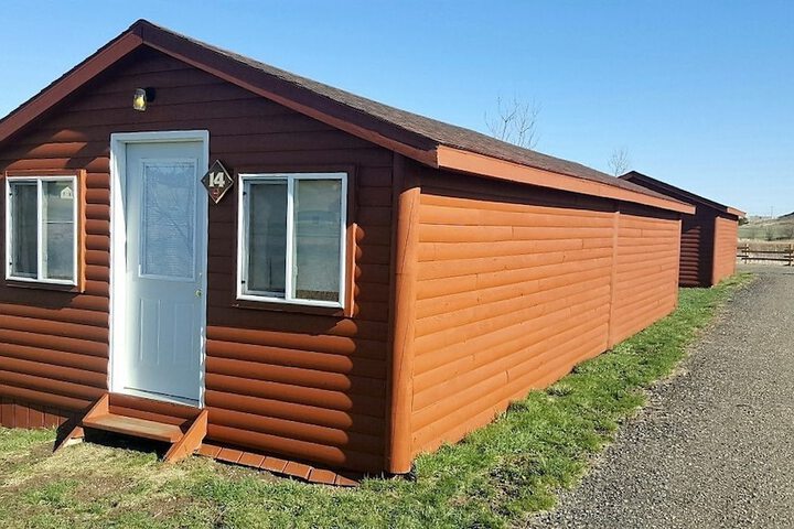 No Name City Luxury Cabins & RV