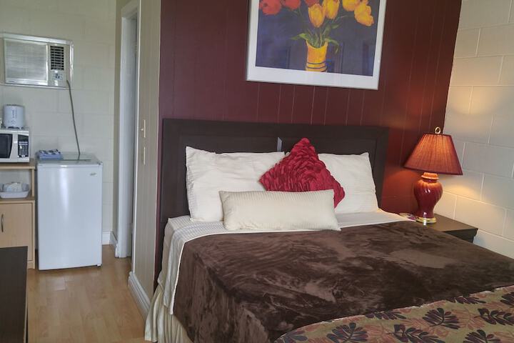 Room 19 of 27