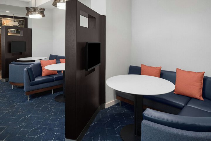 Courtyard by Marriott Cypress Anaheim / Orange County