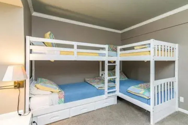 300 W Lake Blvd Condo Unit 43