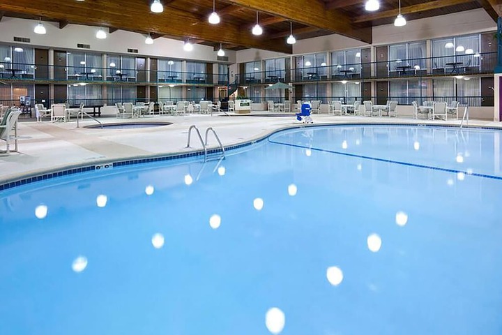 Alexandria Hotel & Conference Center