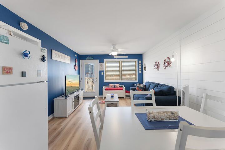 The Harbor Light Family Resort