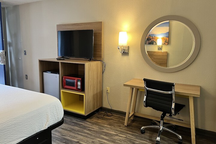 Room 19 of 21