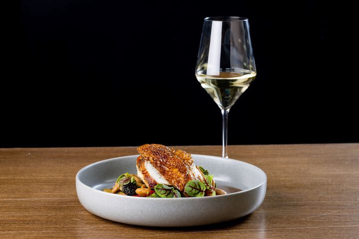Dining 52 of 78
