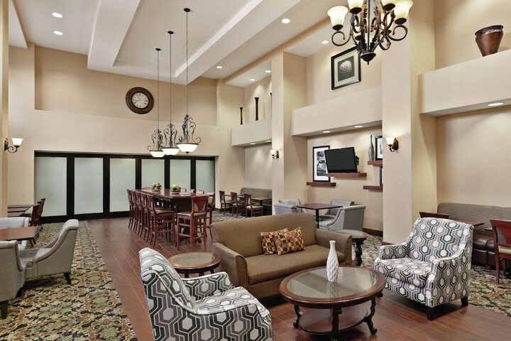Hampton Inn & Suites Enid