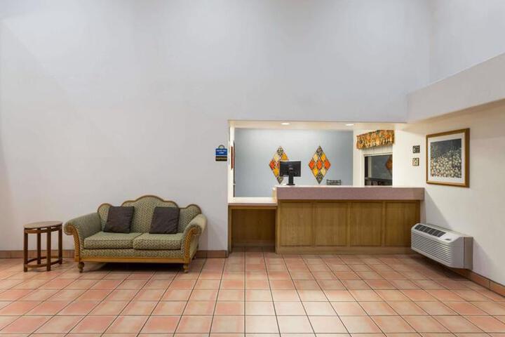 DAYS INN BENSON
