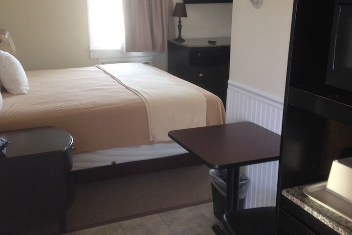 Room 33 of 35