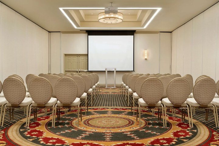 Hilton Columbia Center