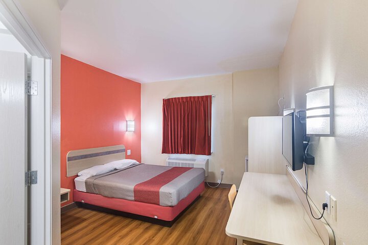 Room 19 of 56