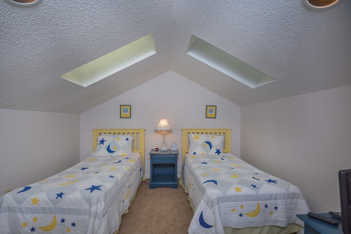 Room 18 of 27