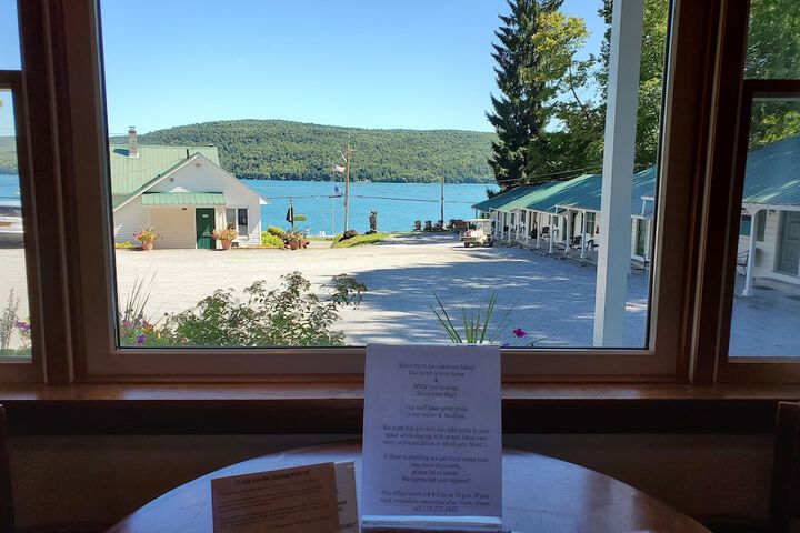 Lake View Motel