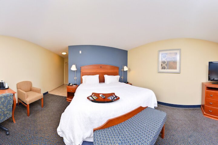 Room 12 of 46