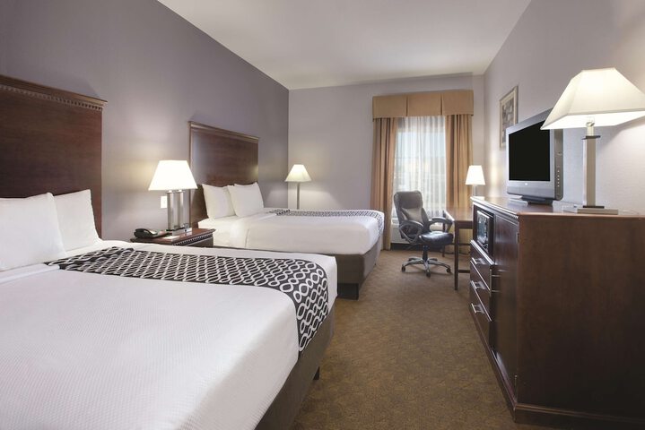 Room 12 of 28