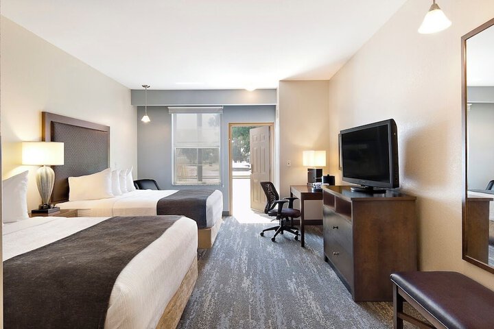 Room 17 of 32