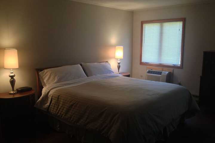 Room 28 of 68