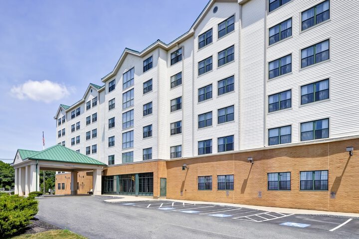 Hotel 3 of 43